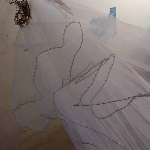 Bridal veil - Picture 2 of 3